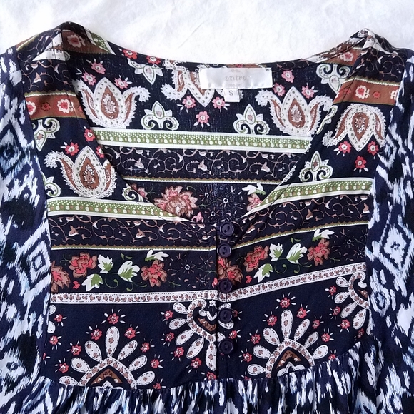 Entro Ikat Print Tunic Top - Picture 5 of 6